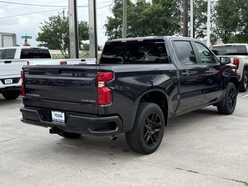 Used 2022 Chevrolet Silverado 1500 Custom RWD image 5