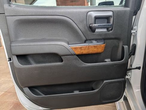 Used 2018 Chevrolet Silverado 1500 High Country AWD/4WD image 29