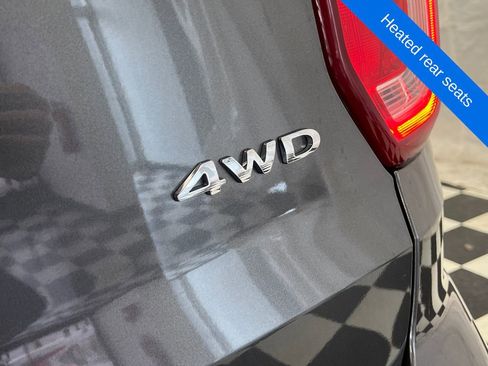 Used 2016 Ford Explorer Limited image 14