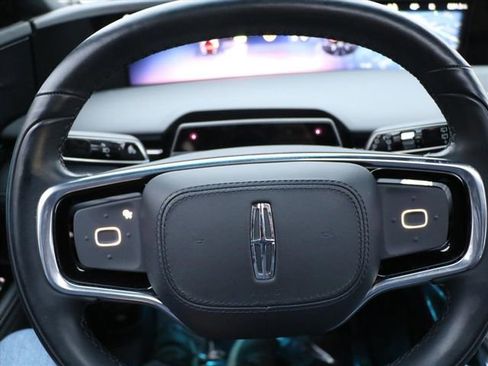 Used 2024 Lincoln Nautilus Reserve w/ Equipment Group 202A image 22