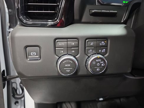 New 2026 GMC Sierra 1500 AT4 w/ AT4 Premium Package image 28