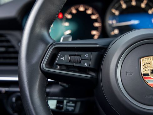 Certified 2020 Porsche 911 Carrera S image 31