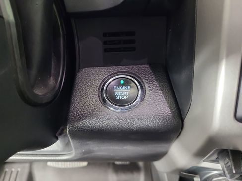 Used 2021 Ford F250 Lariat image 14