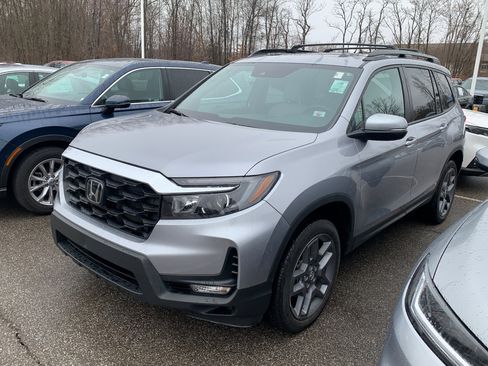 Certified 2023 Honda Passport EX-L image 1
