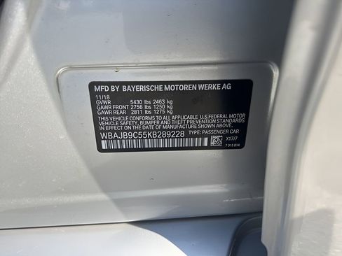 Used 2019 BMW M550i xDrive AWD/4WD image 36