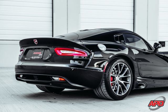 Used 2014 SRT Viper GTS w/ GTS Laguna Interior Package RWD image 39