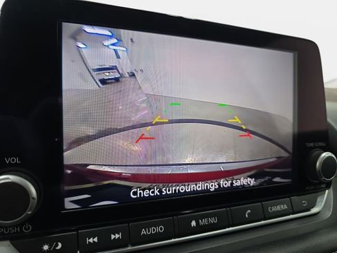 Used 2023 Nissan Rogue SV w/ SV Premium Package image 21