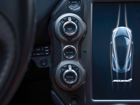 Used 2018 McLaren 720S Performance RWD image 57