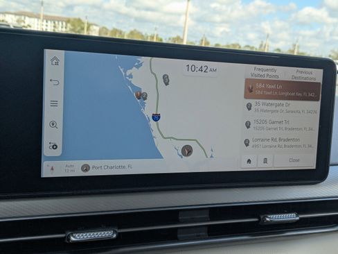 Used 2025 Genesis GV60 RWD image 26