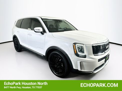 Used 2022 Kia Telluride LX AWD/4WD image 1