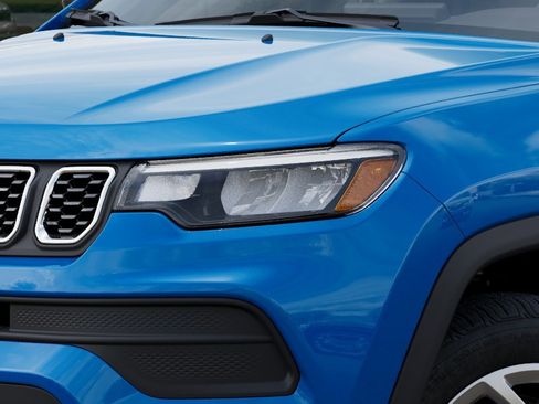 New 2025 Jeep Compass Sport image 6