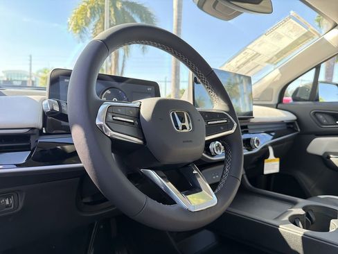 New 2026 Honda Prologue Touring image 30