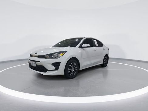 Used 2021 Kia Rio S image 4
