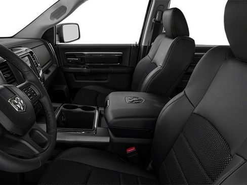Used 2014 RAM 1500 Laramie w/ Convenience Group AWD/4WD image 9