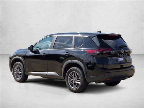 Used 2024 Nissan Rogue S AWD/4WD image 7
