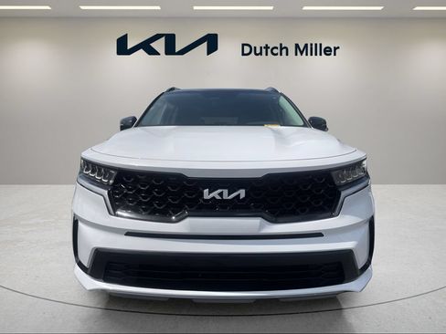 Used 2023 Kia Sorento S w/ Panoramic Sunroof Package FWD image 6