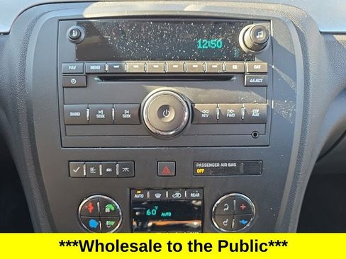 Used 2011 Buick Enclave CXL image 30