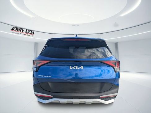 Used 2023 Kia Sportage EX image 4