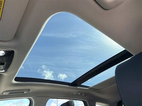 Used 2026 Kia Sportage SX image 17