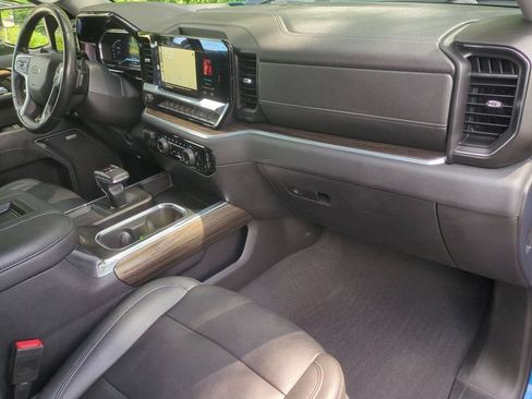 Used 2022 Chevrolet Silverado 1500 LT Trail Boss w/ Convenience Package II AWD/4WD image 30
