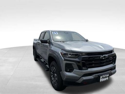 Certified 2024 Chevrolet Colorado Z71 w/ Z71 Convenience Package 2 AWD/4WD image 3