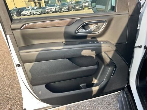 Used 2024 Chevrolet Tahoe LS w/ Driver Alert Package RWD image 9