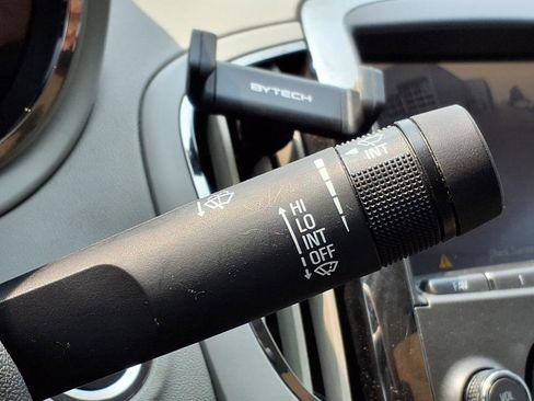 Used 2013 Buick LaCrosse Premium image 22