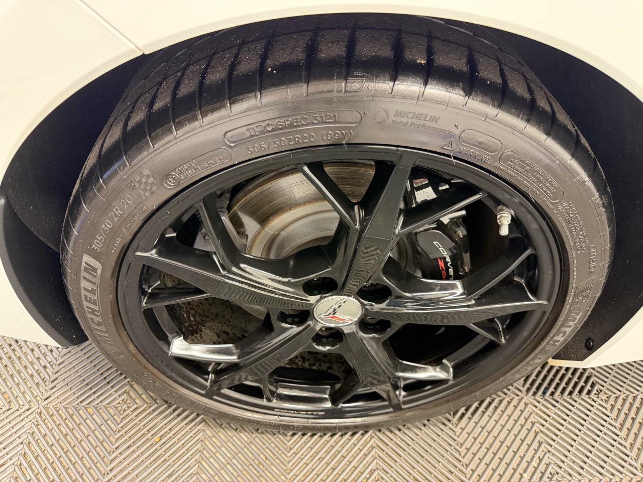 Used 2022 Chevrolet Corvette Stingray Premium Conv w/ Z51 Performance Package RWD image 34
