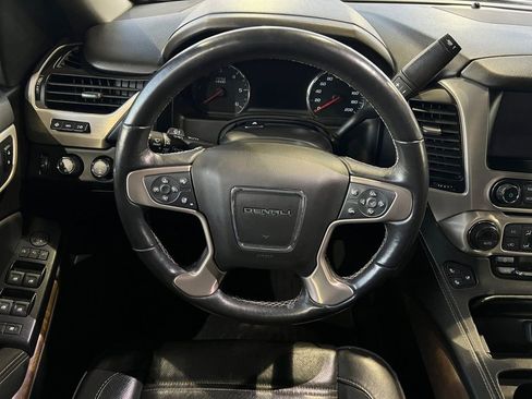Used 2019 GMC Yukon Denali image 27