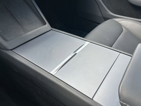 Used 2024 Tesla Model 3 Standard Range image 29