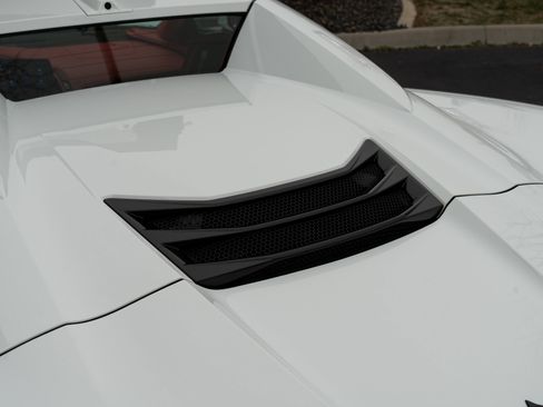 Used 2024 Chevrolet Corvette Stingray Premium Conv w/ Z51 Performance Package image 18