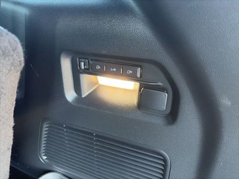 Used 2023 Ford Explorer Limited w/ Limited Technology Package image 30