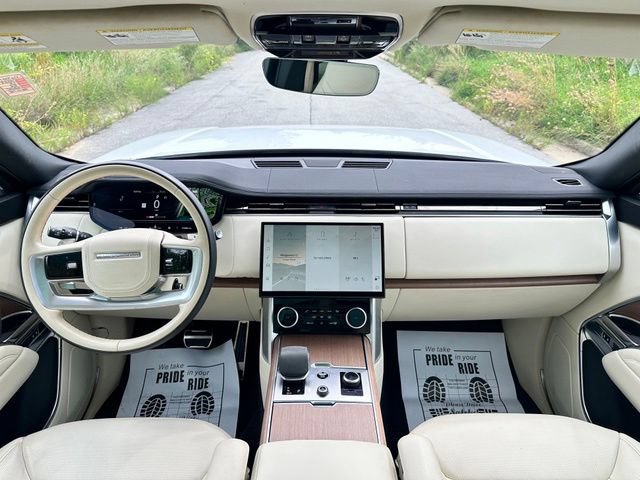 Certified 2023 Land Rover Range Rover SE AWD/4WD image 27