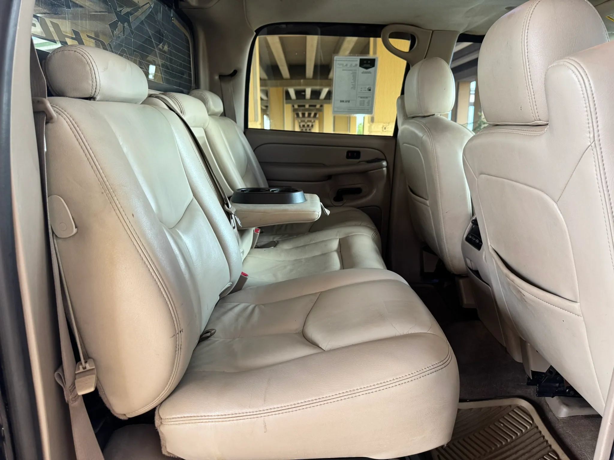Used 2005 Chevrolet Avalanche Z66 w/ Sun And Sound Package RWD image 24