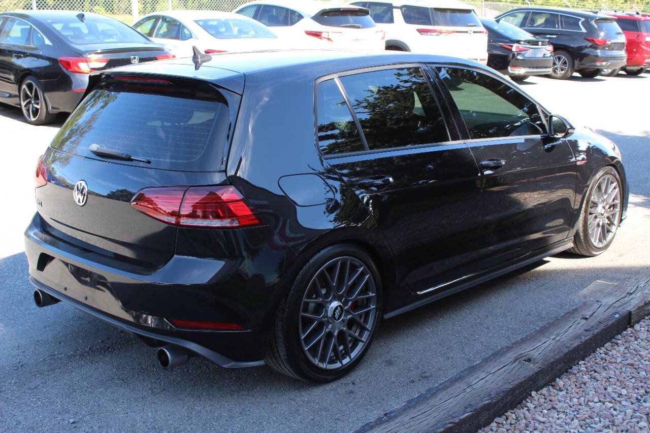 Used 2018 Volkswagen GTI SE FWD image 5
