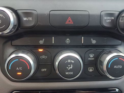 Used 2022 RAM 1500 Big Horn image 24