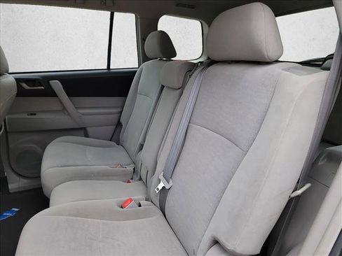 Used 2012 Toyota Highlander 4WD w/ Tech Pkg image 14