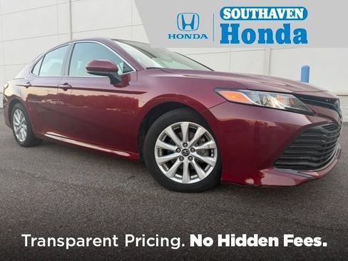 Used 2019 Toyota Camry LE FWD image 1