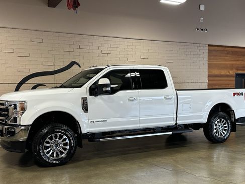 Used 2021 Ford F350 Lariat w/ Lariat Ultimate Package AWD/4WD image 9