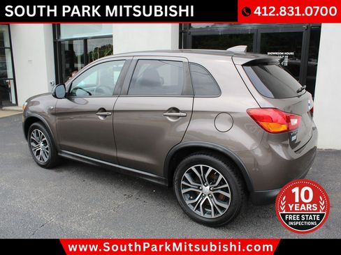 Used 2017 Mitsubishi Outlander Sport ES AWD/4WD image 6