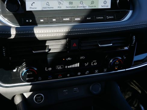 Used 2023 Nissan Rogue SL w/ SL Premium Package AWD/4WD image 23