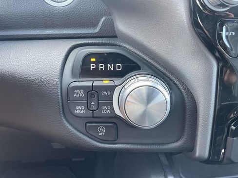 Used 2025 RAM 1500 Laramie AWD/4WD image 31