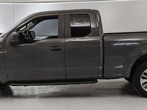 Used 2018 Ford F150 XL w/ Equipment Group 101A Mid image 5