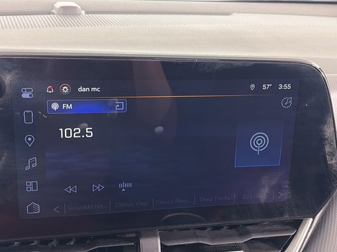 Used 2025 Chevrolet Equinox LT AWD/4WD image 20