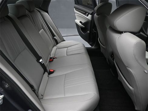 Used 2020 Honda Accord EX-L image 25