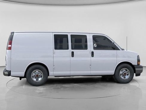 New 2026 GMC Savana 2500 w/ Driver Convenience Package RWD image 5