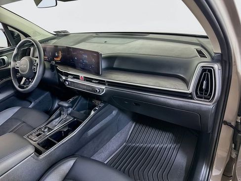 Used 2025 Kia Sorento X-Line EX image 13