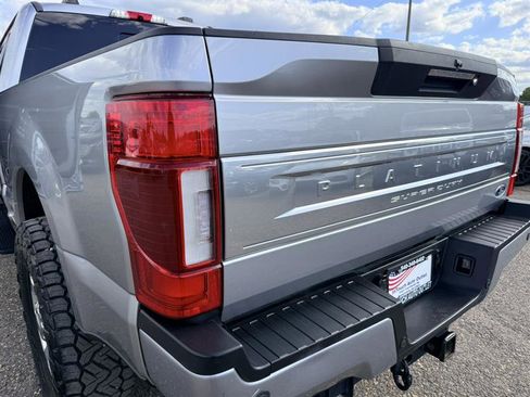 Used 2021 Ford F250 Platinum w/ FX4 Off-Road Package AWD/4WD image 10
