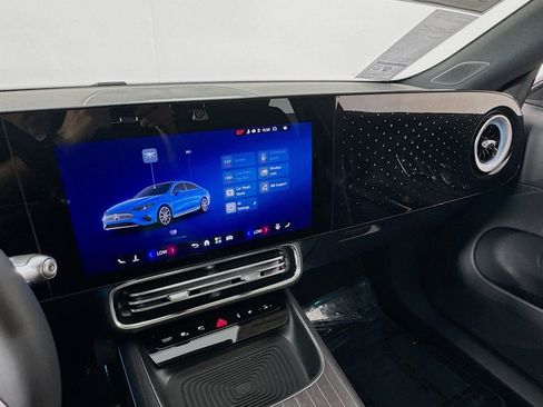 New 2026 Mercedes-Benz CLA 250+ image 19