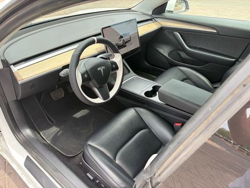 Used 2022 Tesla Model 3 Long Range AWD/4WD image 7